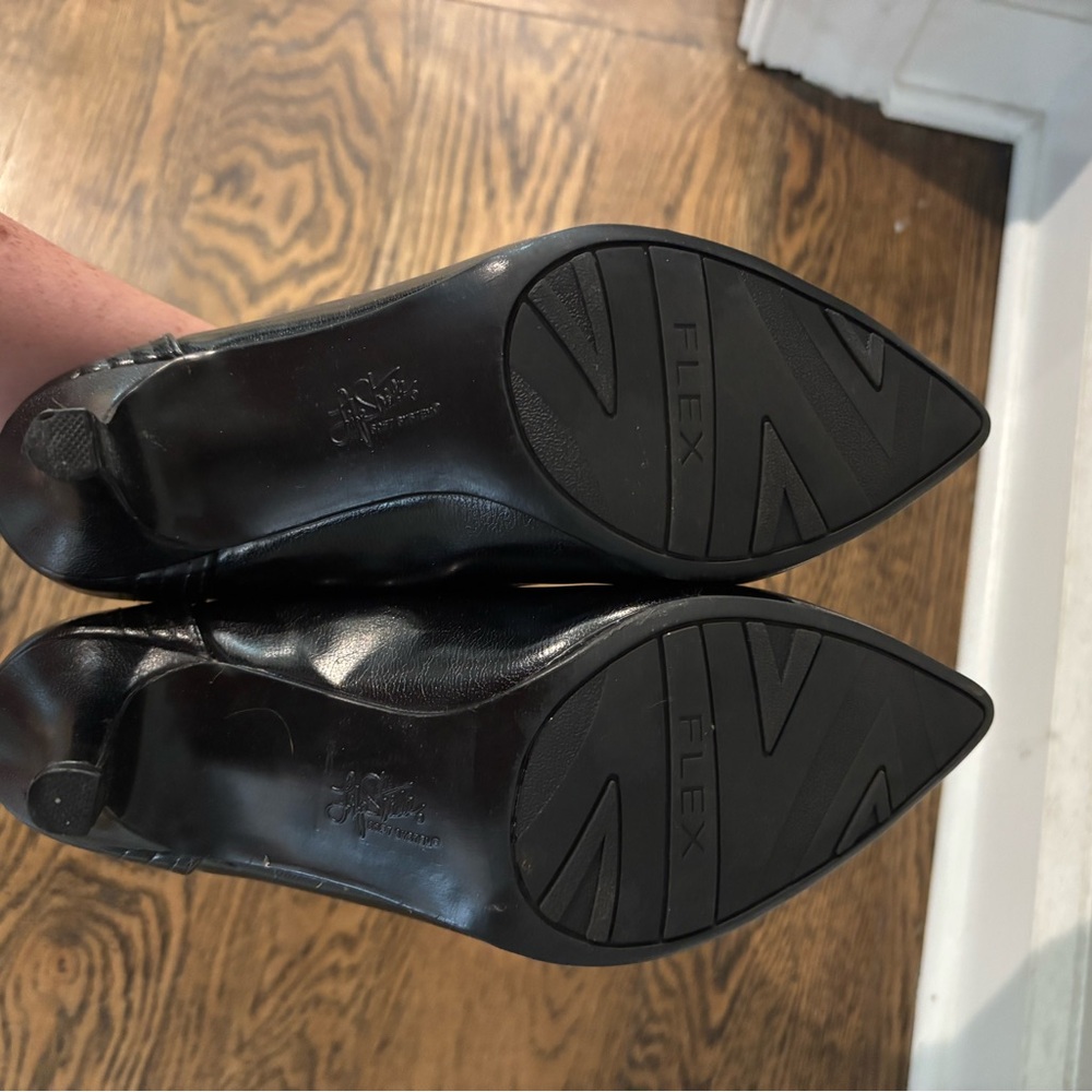 Life Stride Black Sevyn Heels - Picture 5 of 6